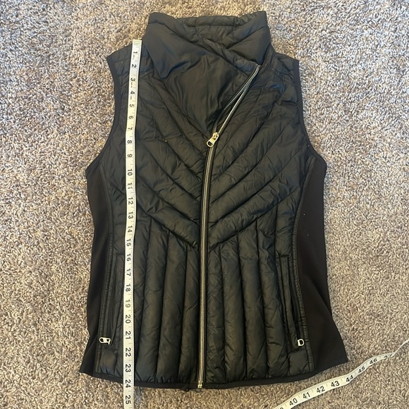 Calvin Klein Performance Black Vest - Picture 9 of 10